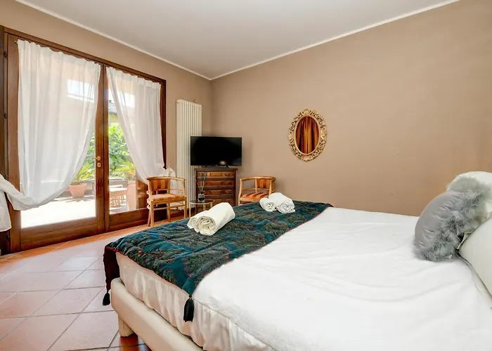 Prestige Rooms